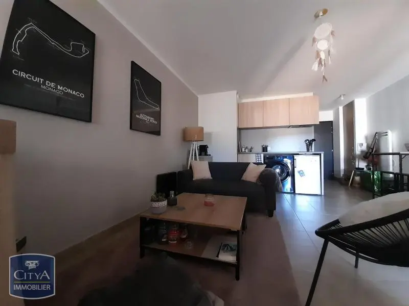 Photo 3 Appartement 1 pièce 33.27m²