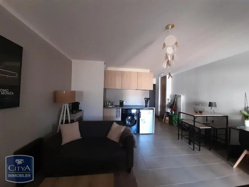 Photo 5 Appartement 1 pièce 33.27m²