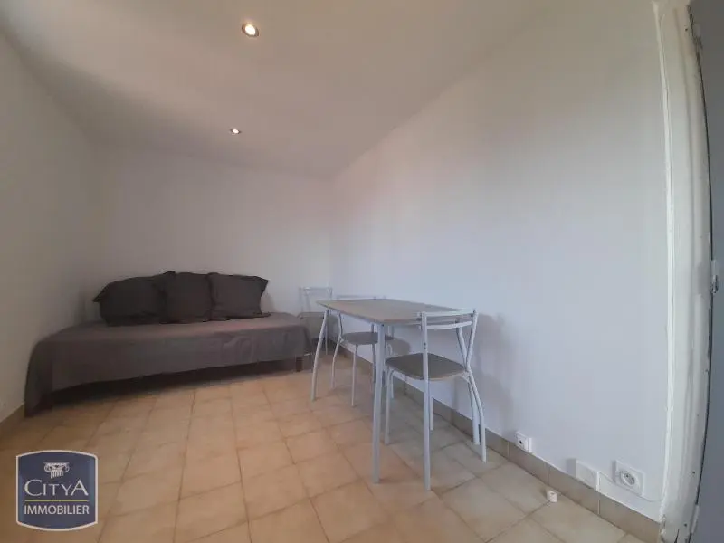 Photo 3 Appartement 1 pièce 14.12m²