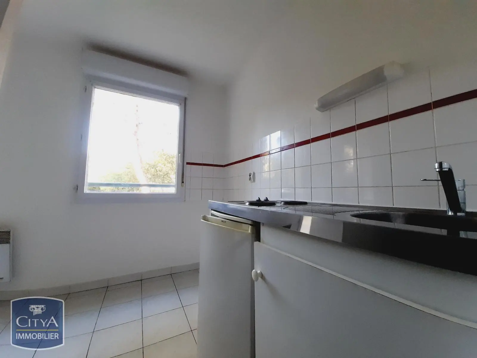 LOCATION NIMES VACQUEROLLES P2 RÉSIDENCE CALME SÉCURISÉ PARKING BALCON