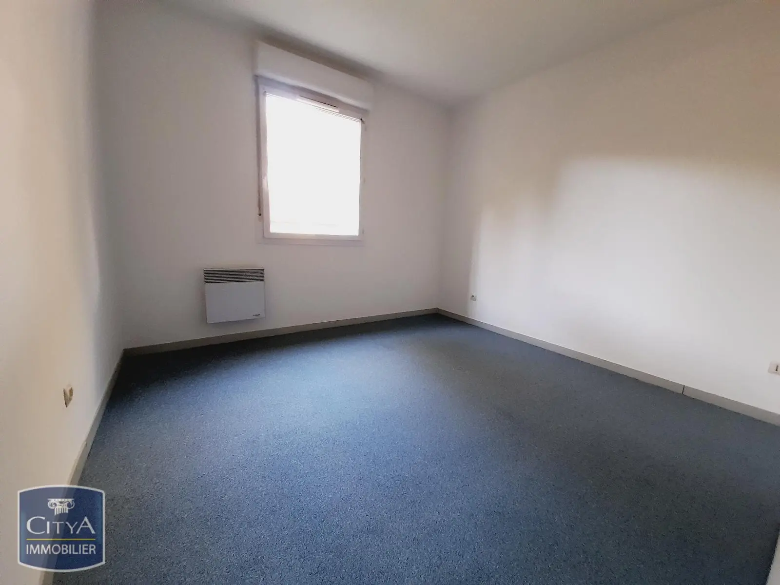 LOCATION NIMES VACQUEROLLES P2 RÉSIDENCE CALME SÉCURISÉ PARKING BALCON