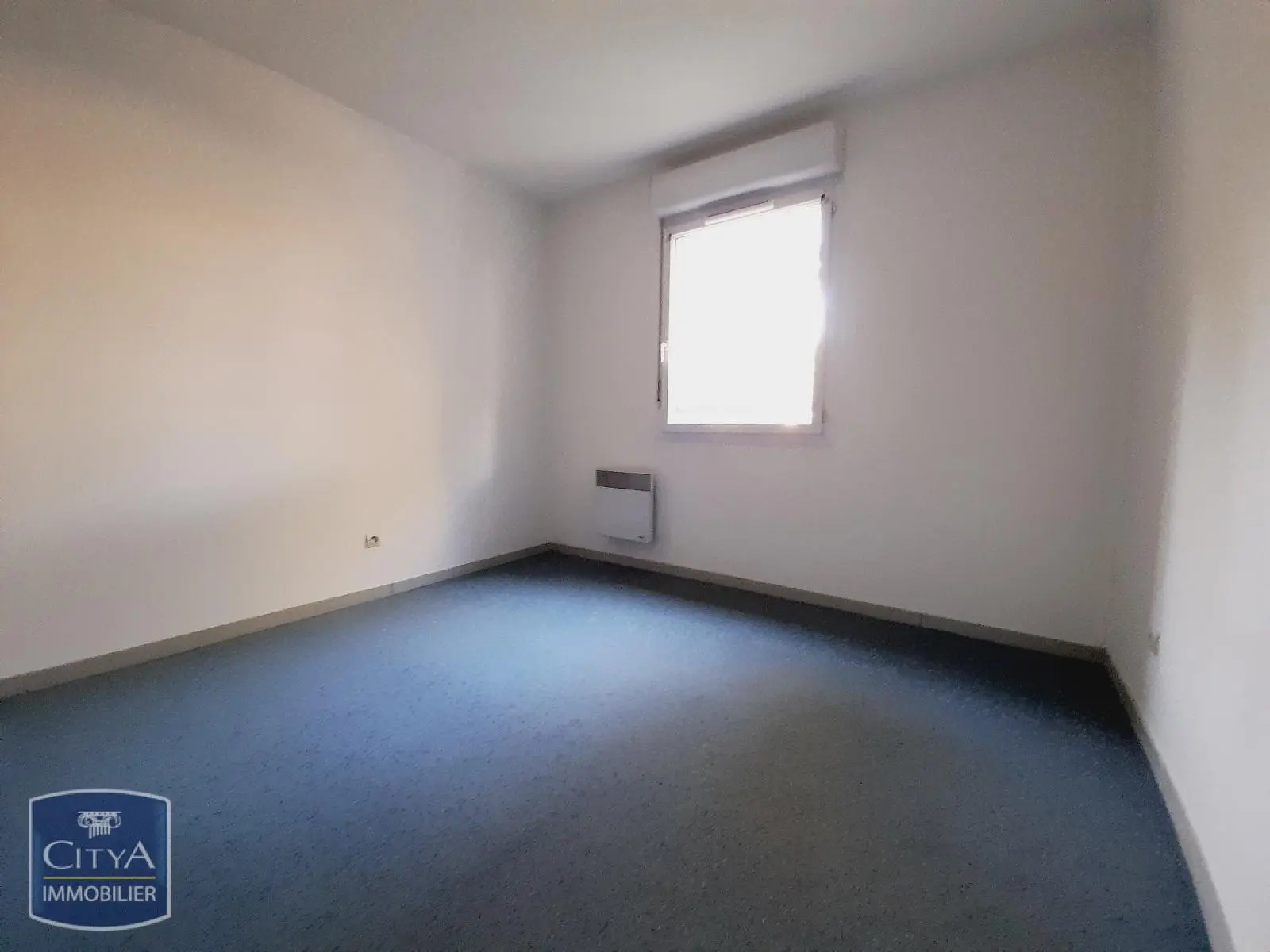 LOCATION NIMES VACQUEROLLES P2 RÉSIDENCE CALME SÉCURISÉ PARKING BALCON