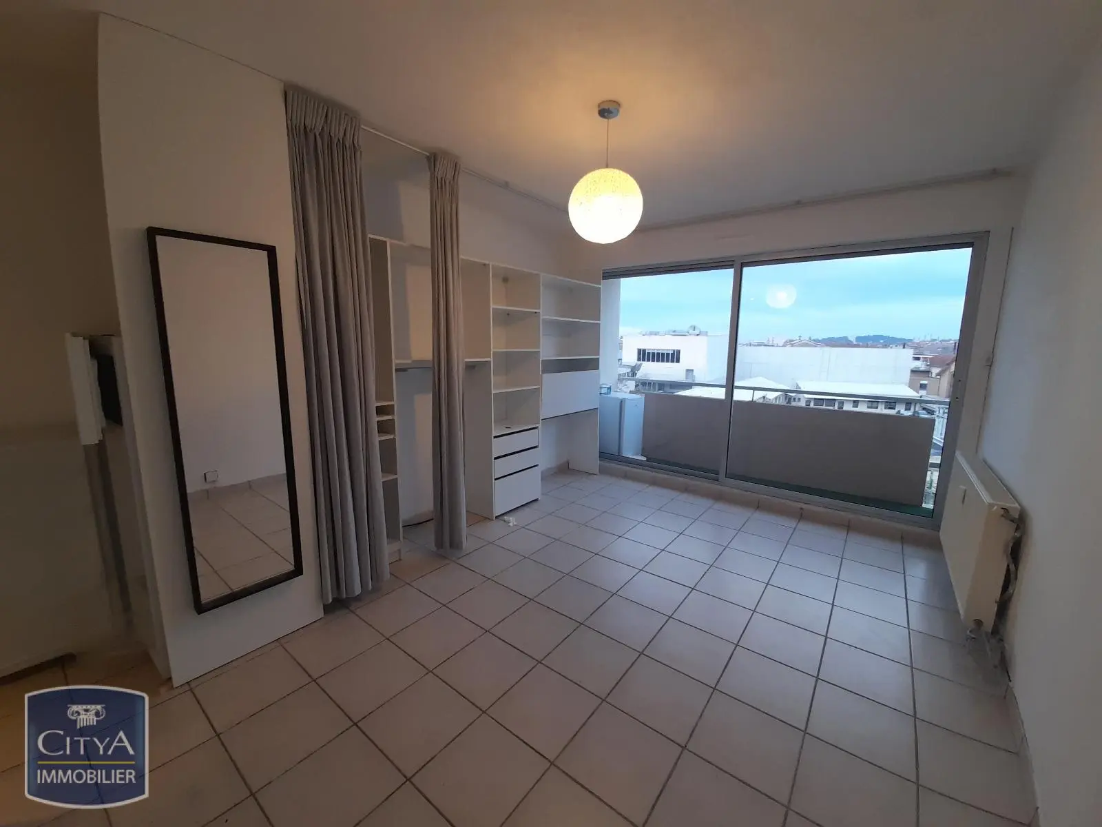 Photo 3 Appartement 1 pièce 19.34m²