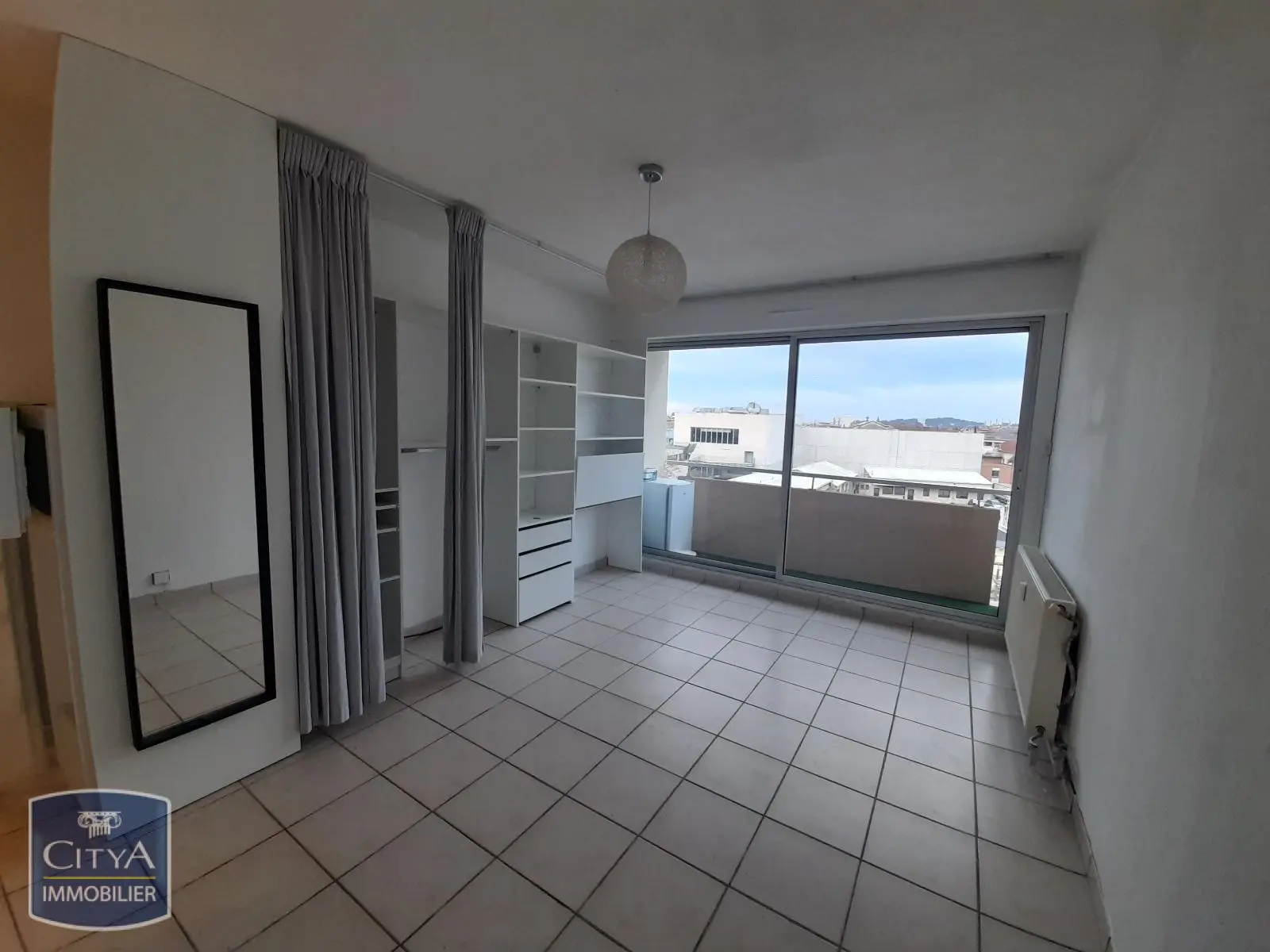 Photo 2 Appartement 1 pièce 19.34m²