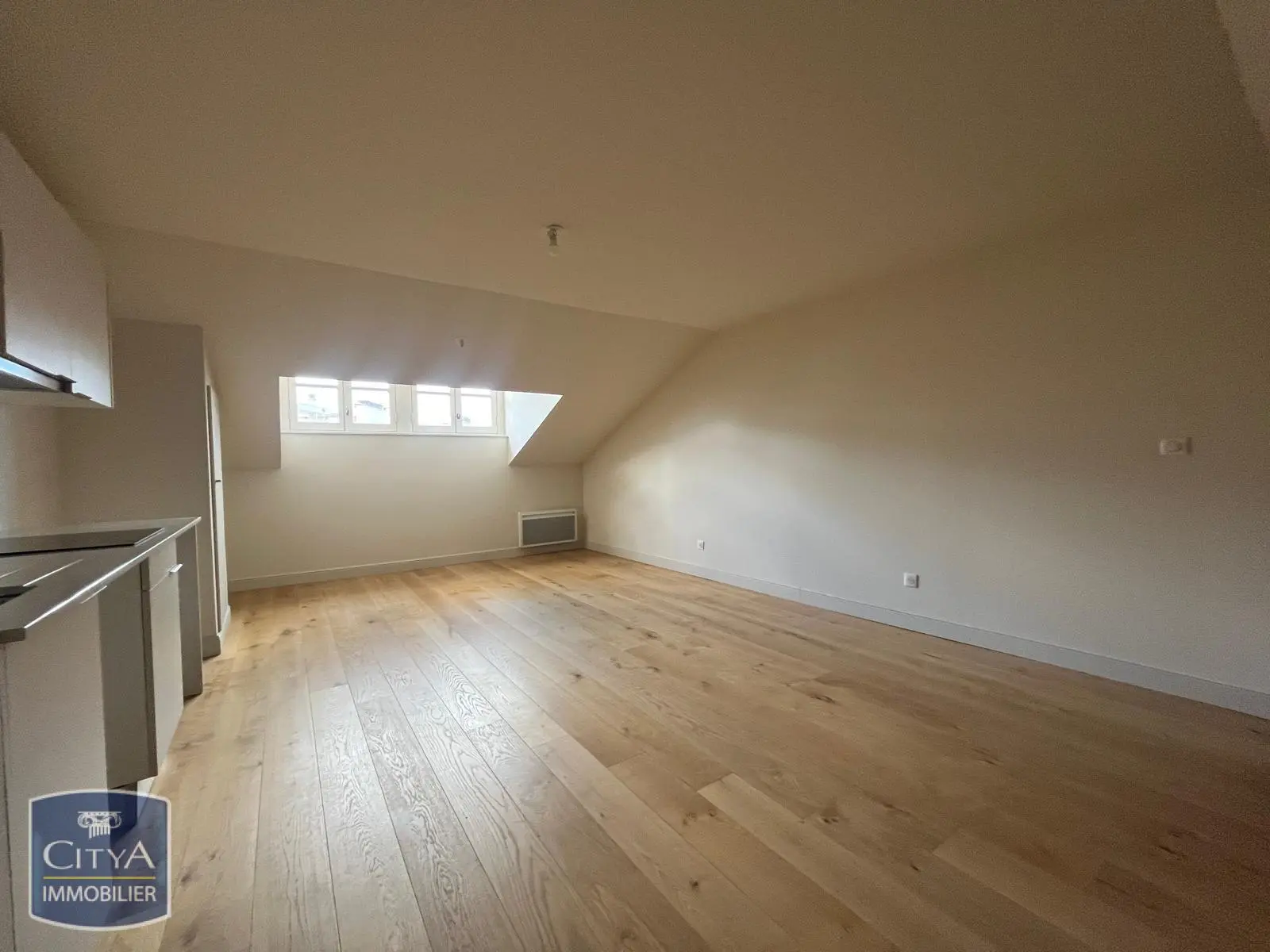 Photo 3 Appartement 2 pièces 57.3m²