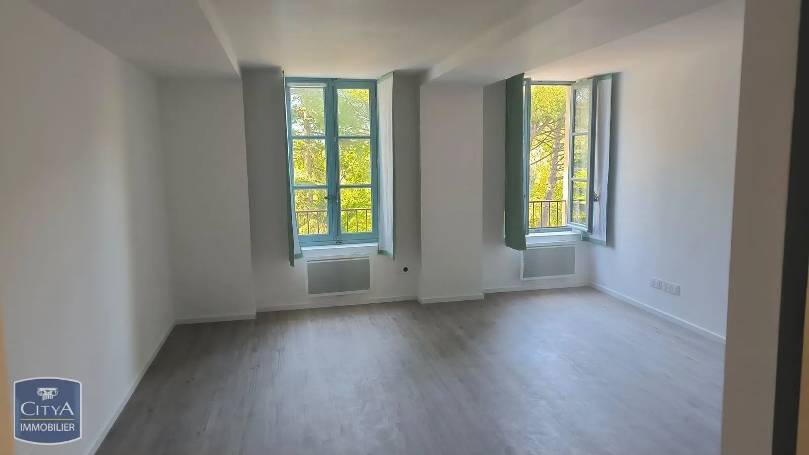 Photo 2 Appartement 1 pièce 31.94m²
