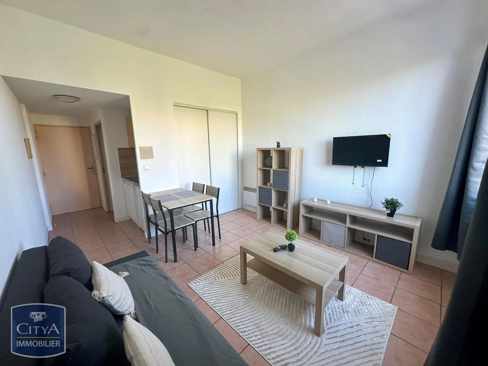 Photo 1 Appartement 1 pièce 23m²