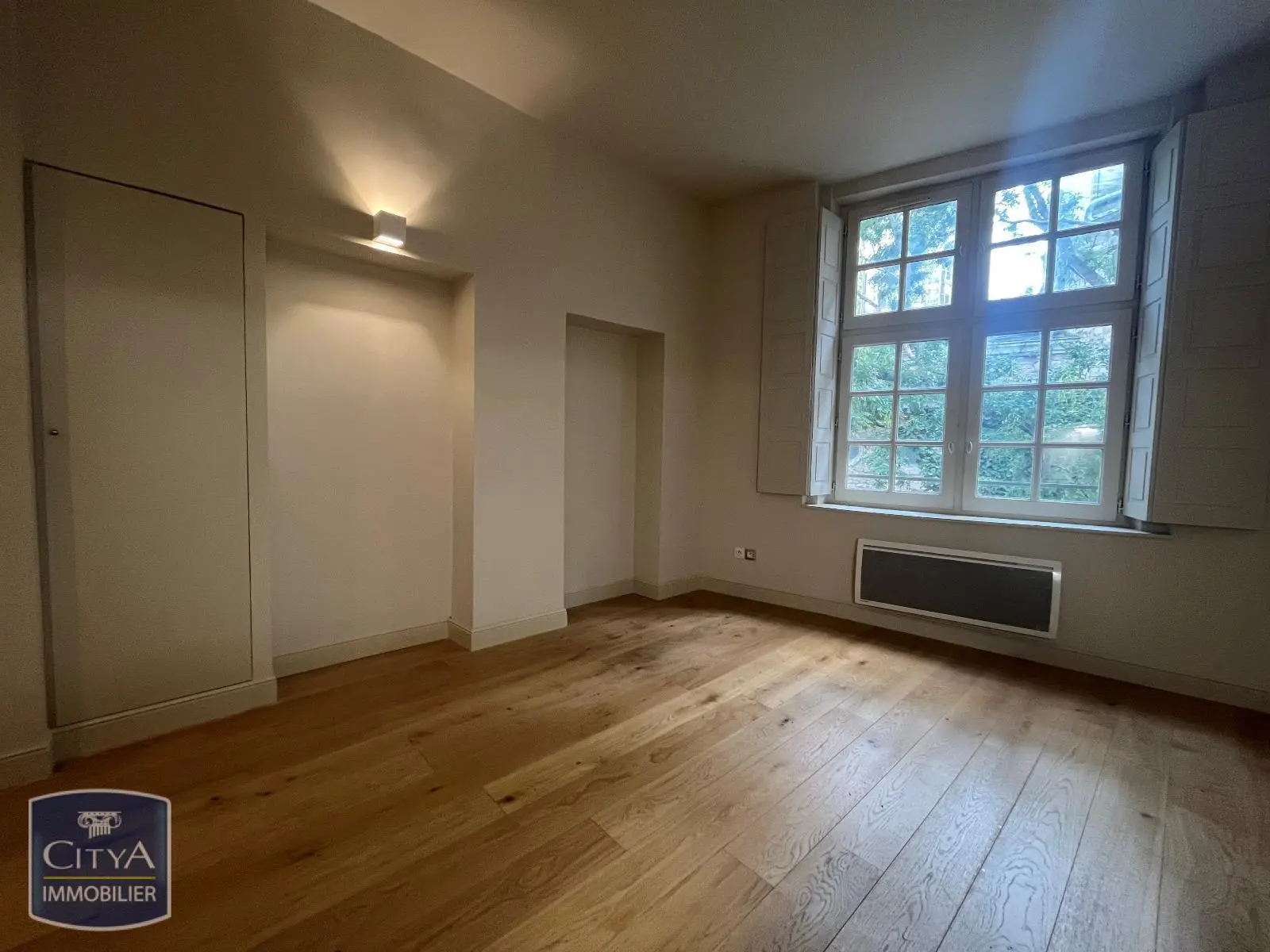 Photo 3 Appartement 1 pièce 23.9m²