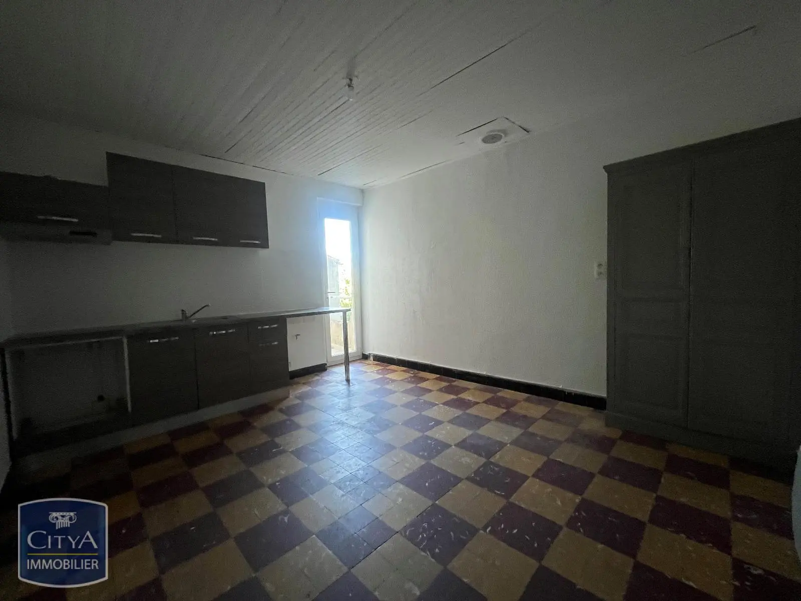 Photo 2 Appartement 4 pièces 84.43m²