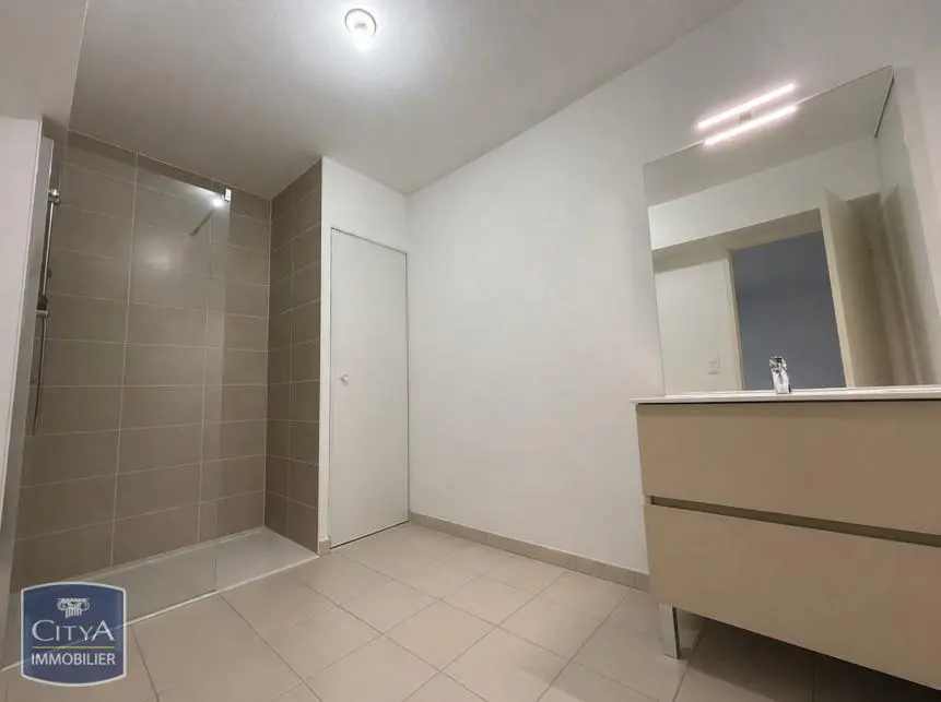 Photo 5 Appartement 1 pièce 30.26m²