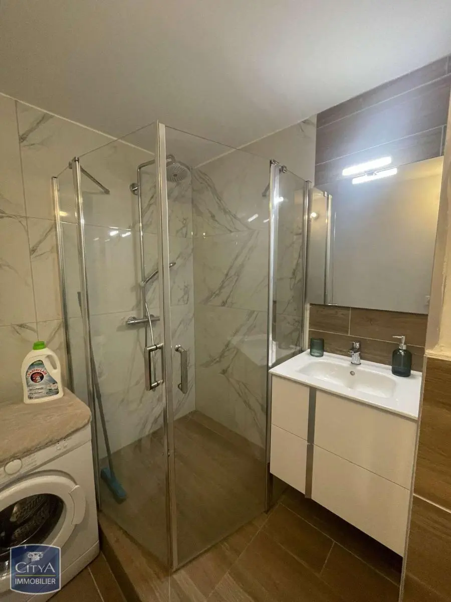 Photo 4 Appartement 1 pièce 21.9m²
