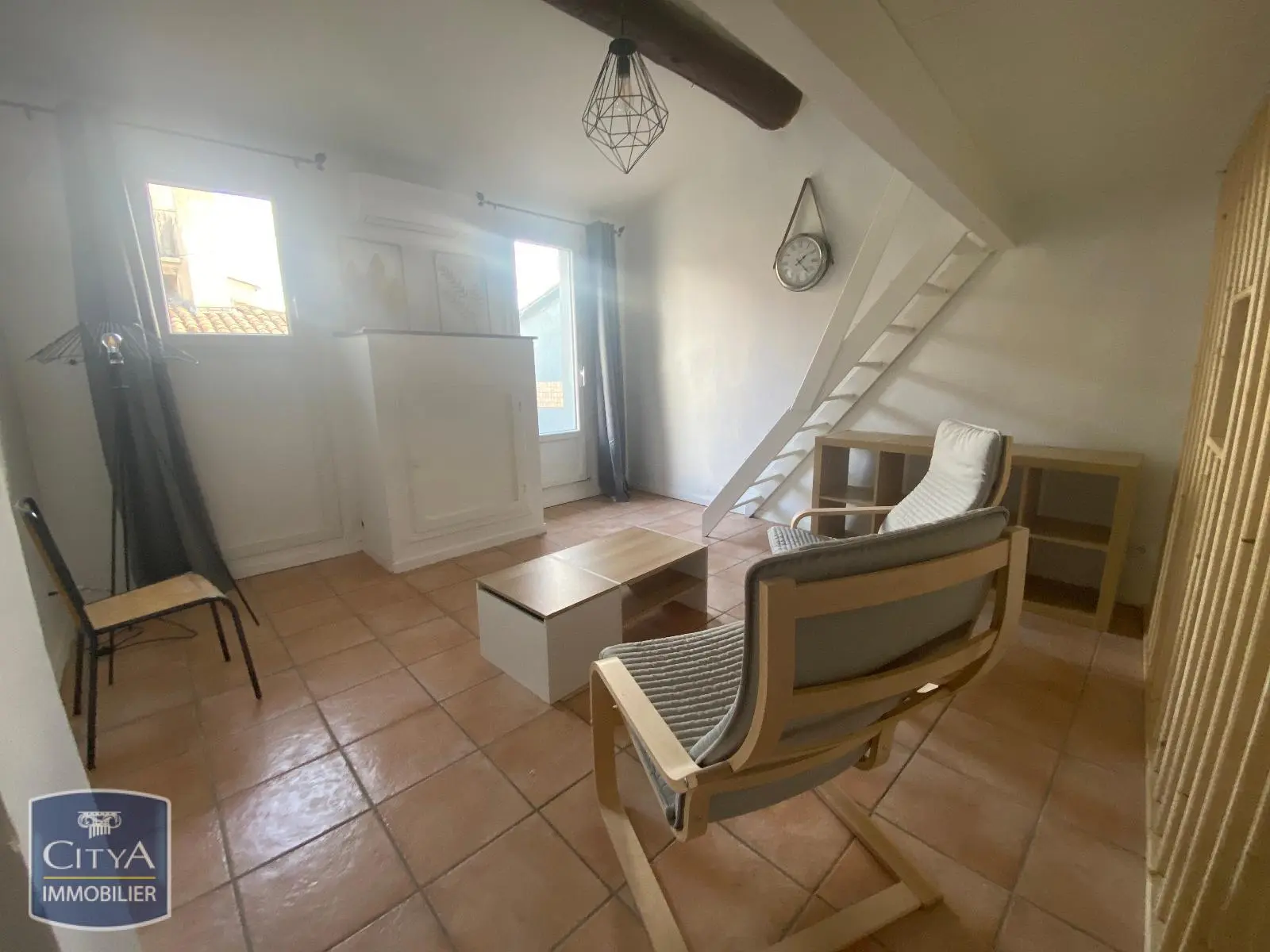 LOCATION T3 MEUBLE CENTRE VILLE CLIMATISATION TERRASSE