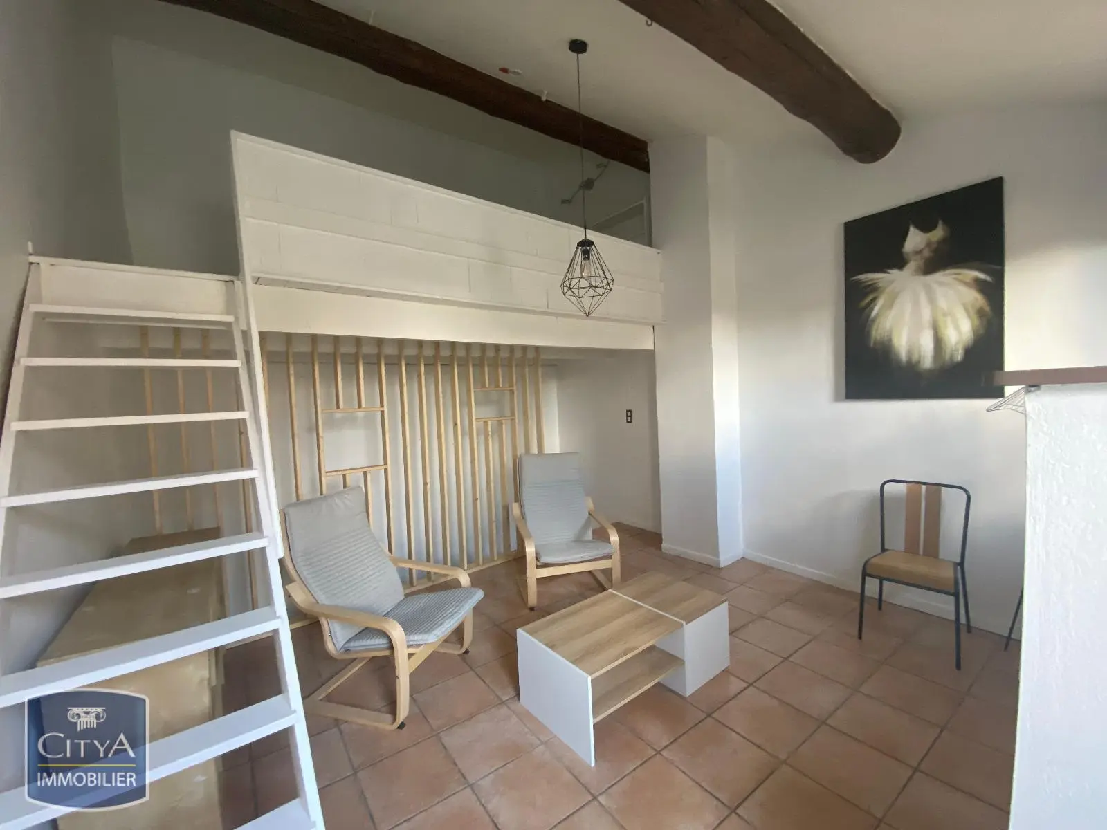 LOCATION P2 BIS MEUBLE CENTRE VILLE CLIMATISATION TERRASSE