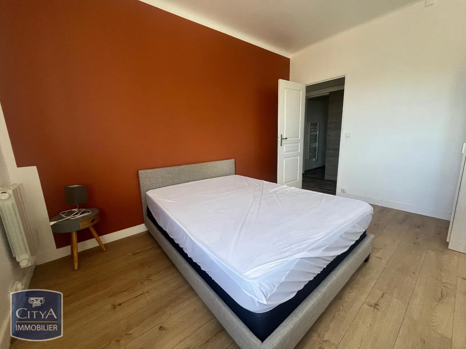 LOCATION NIMES P4 MEUBLE - CLIMATISATION - QUARTIER BOULEVARD TALABOT - PROCHE GARE