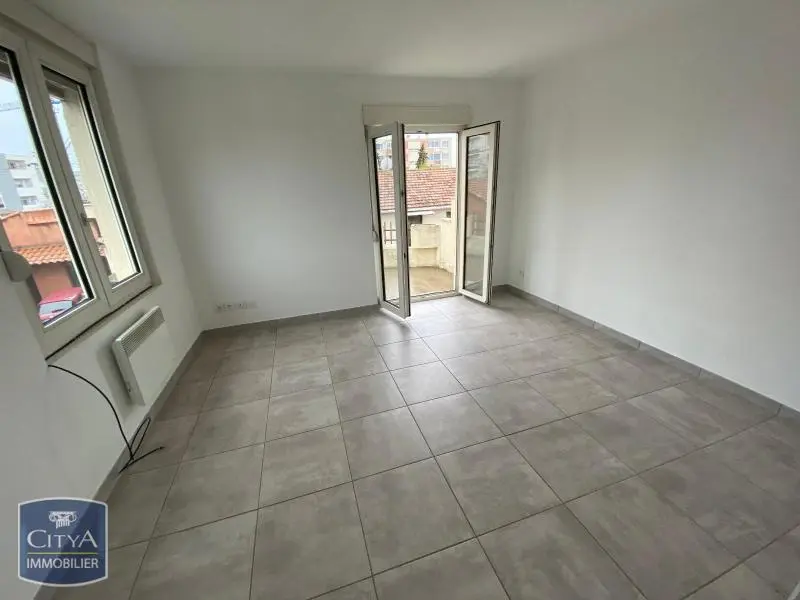 Photo 2 Appartement 2 pièces 49m²