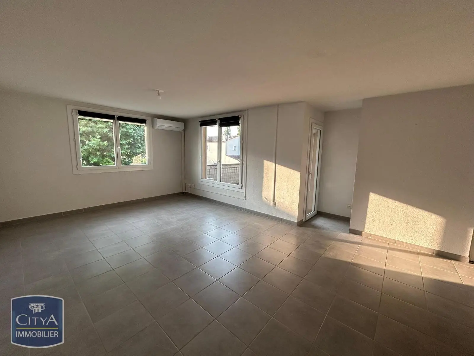 Photo 1 Appartement 2 pièces 55.64m²