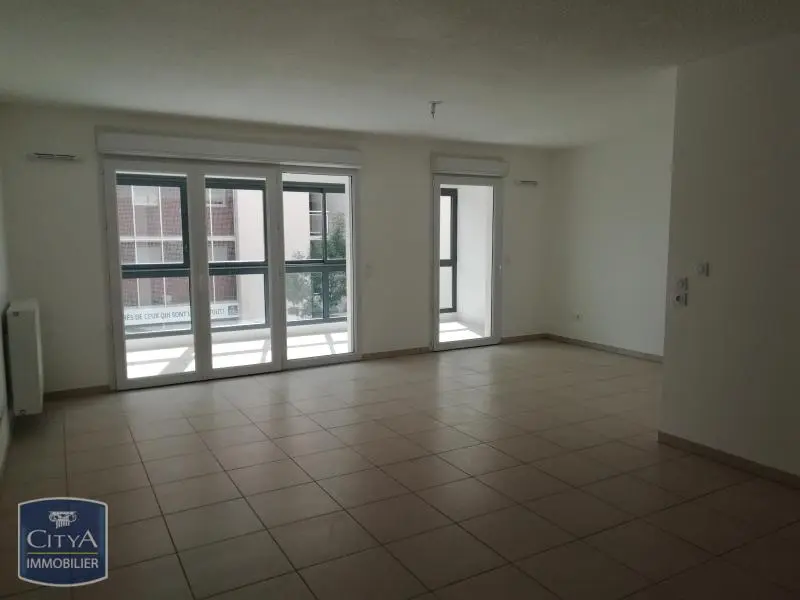 Photo 1 Appartement 1 pièce 45.45m²