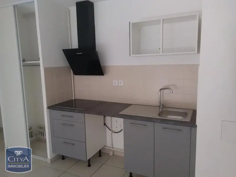 Photo 2 Appartement 1 pièce 45.45m²