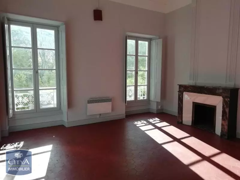 Illustration pour Appartement 2 pièces 55.67m² Photo Appartement 2 pièces 55.67m²