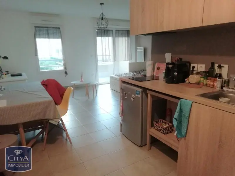 Photo 2 Appartement 1 pièce 32.46m²