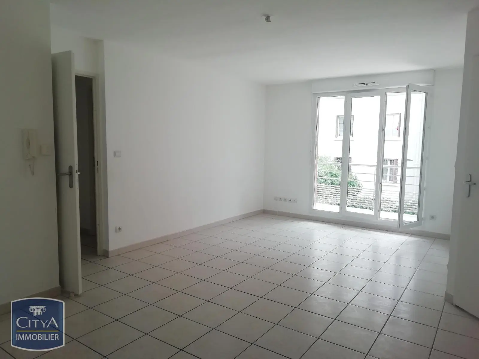 Photo 1 Appartement 2 pièces 55.48m²