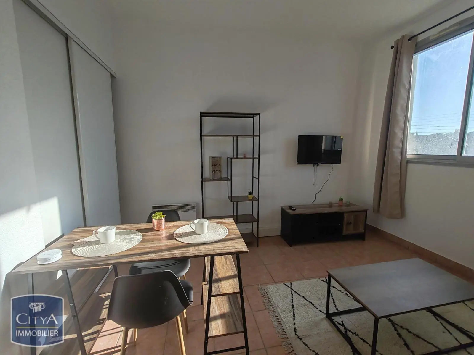 Photo 2 Appartement 1 pièce 23.64m²