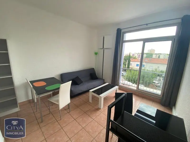Photo 1 Appartement 1 pièce 23m²