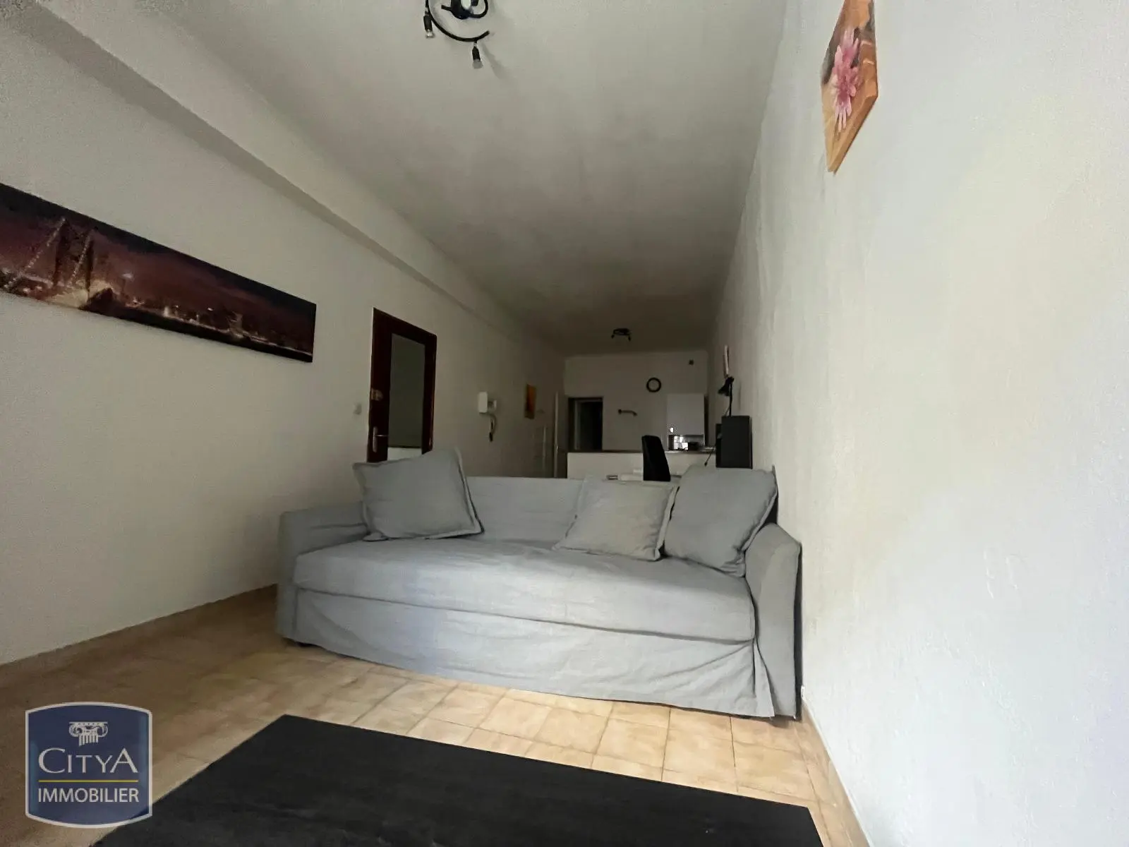 LOCATION NIMES ST CEZAIRE STUDIO MEUBLE CLIMATISE
