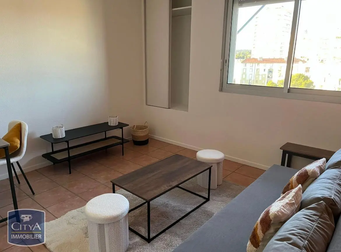 LOCATION T1 MEUBLE RESIDENCE SECURISEE  AVEC PARKING