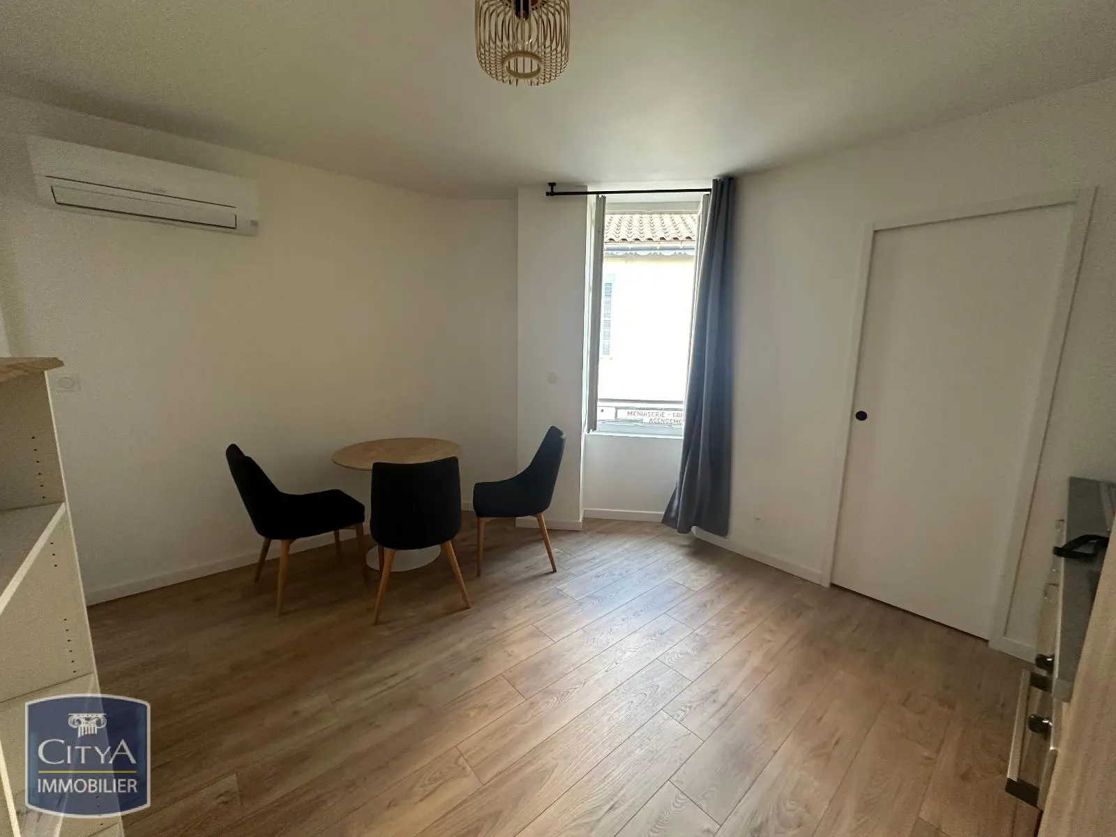 Photo 2 Appartement 2 pièces 32m²