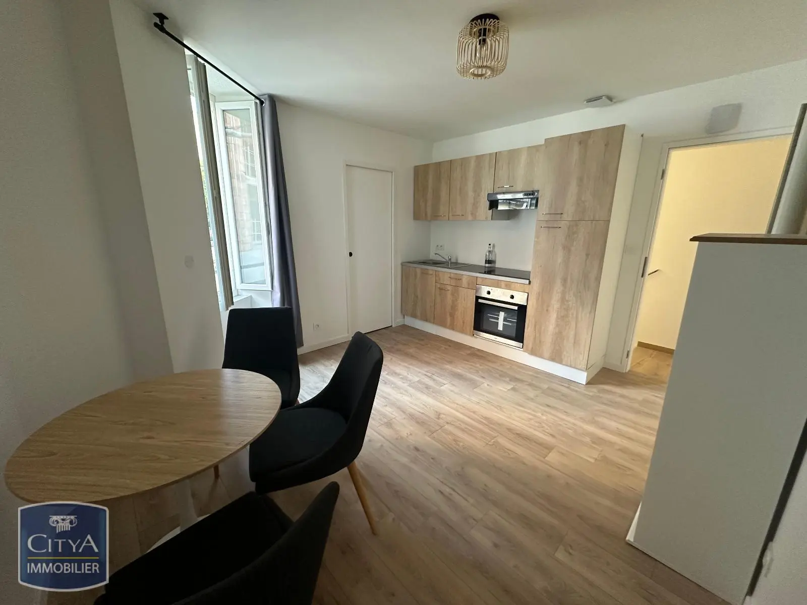 Photo 1 Appartement 2 pièces 32m²