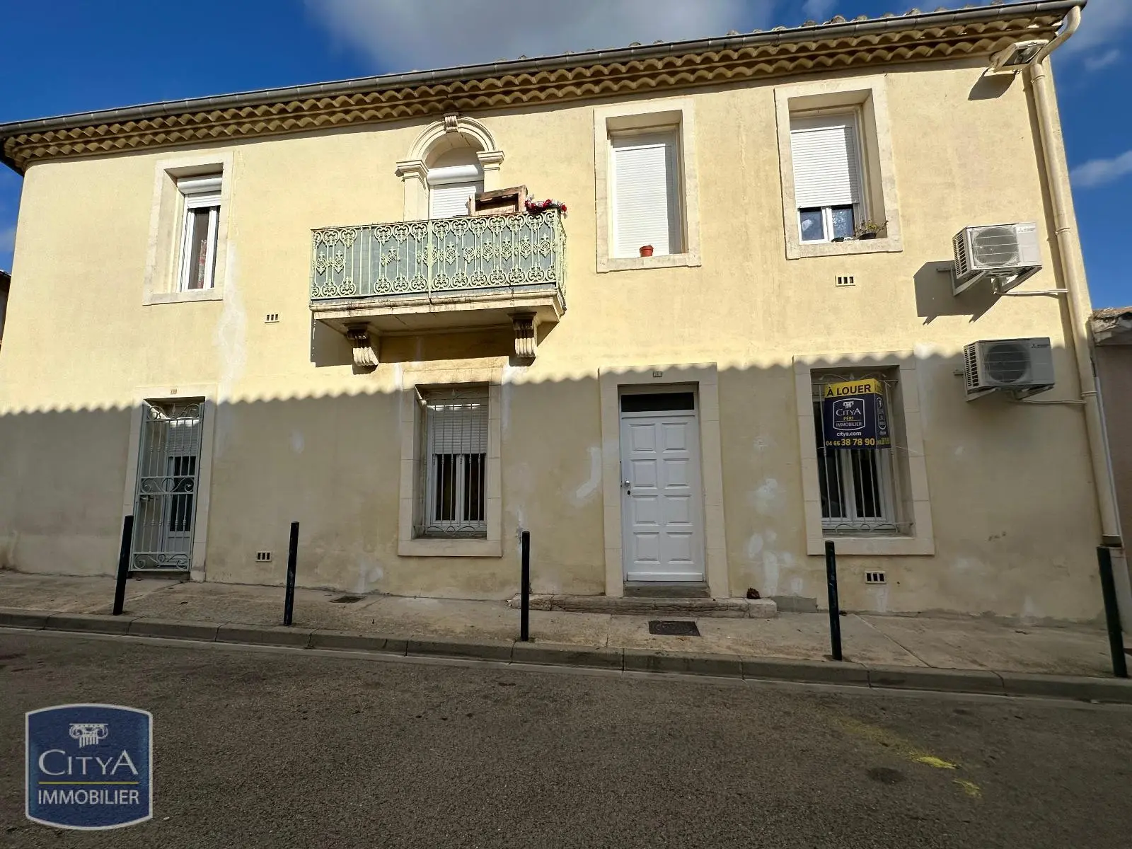 LOCATION NIMES ST CEZAIRE STUDIO MEUBLE CLIMATISE