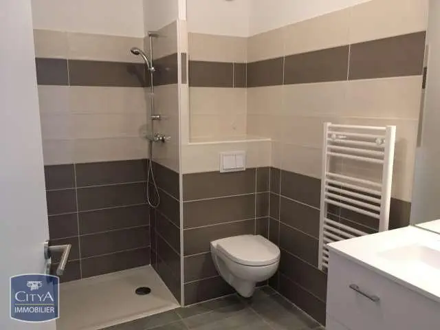 Photo 3 Appartement 2 pièces 41.96m²
