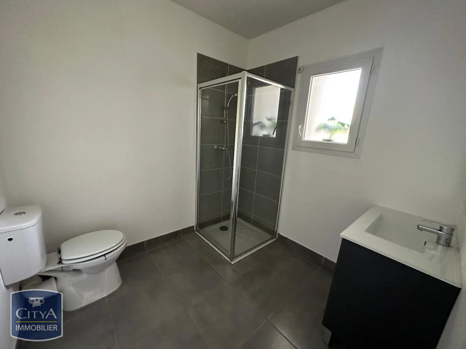 Photo 3 Appartement 1 pièce 23.49m²