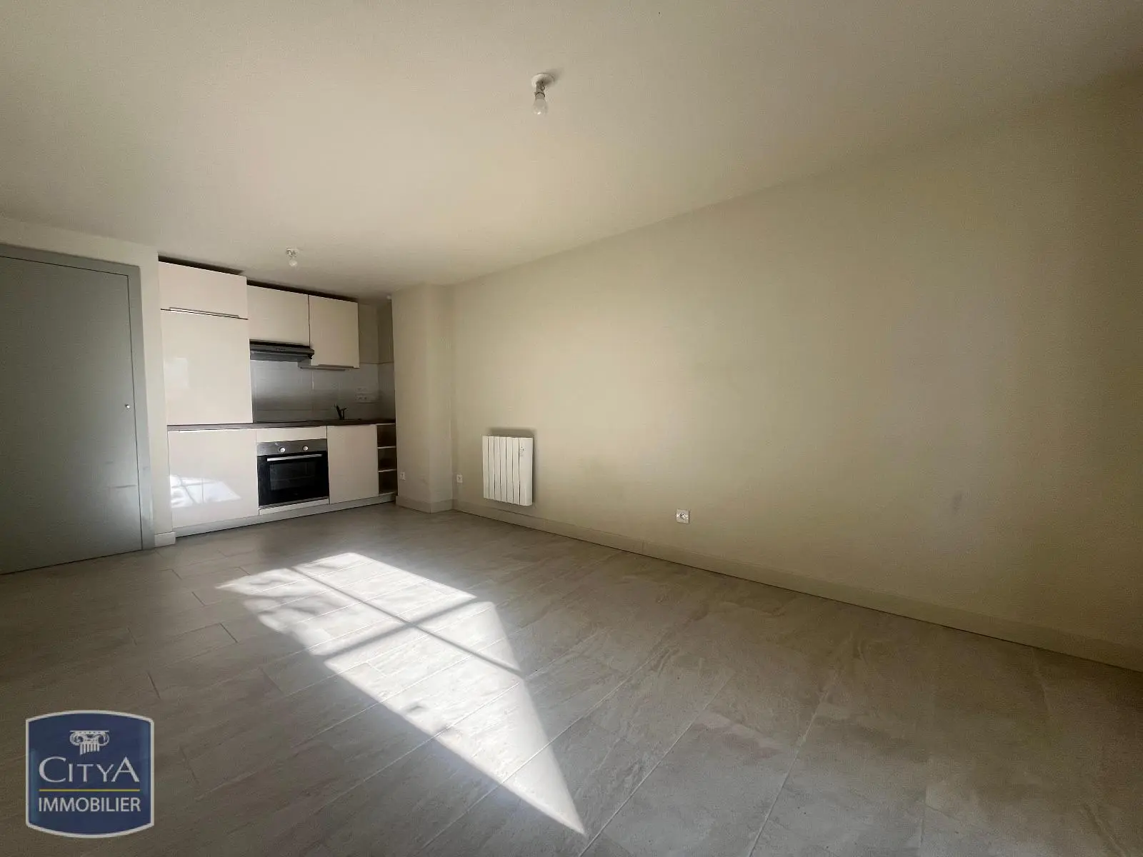 Photo 2 Appartement 2 pièces 35.84m²