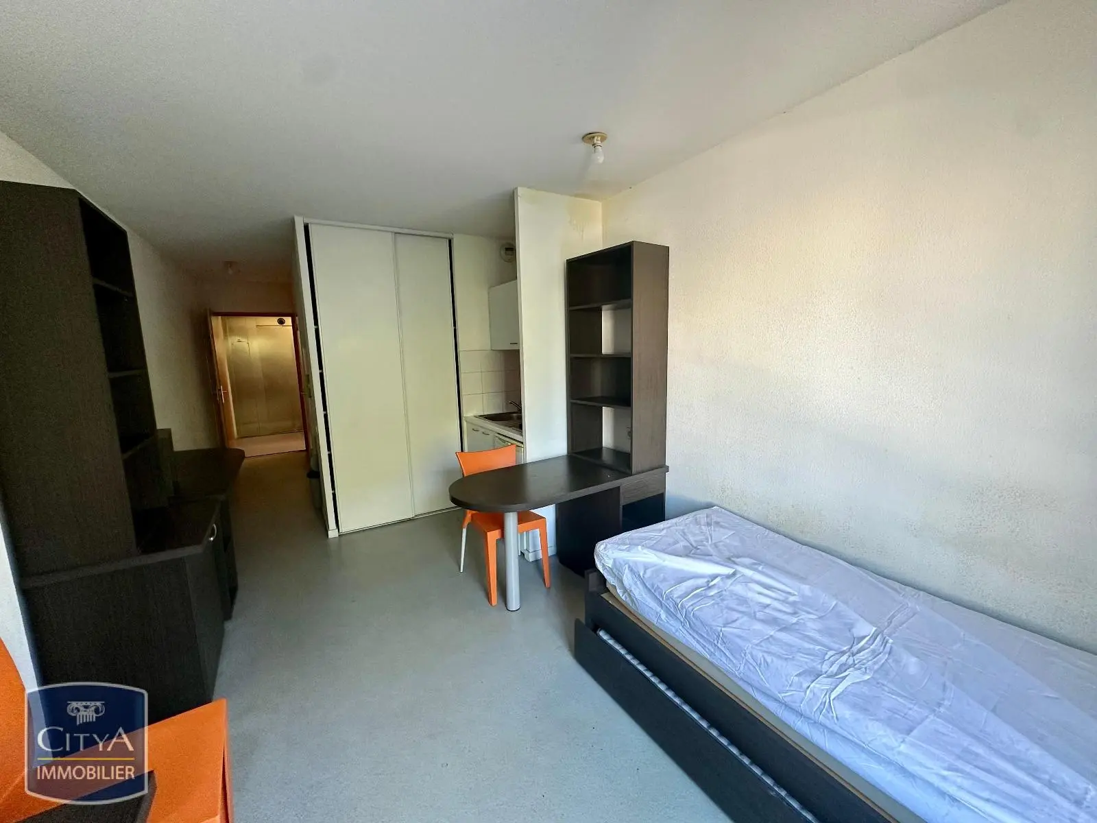 Photo 2 Appartement 1 pièce 23.3m²