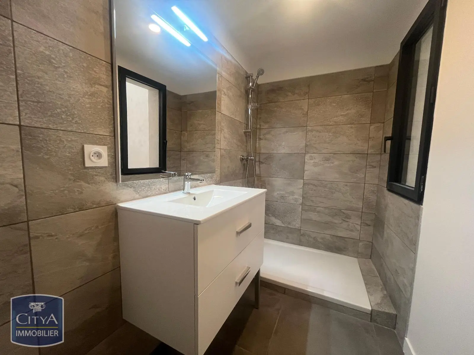 Photo 5 Appartement 1 pièce 31.4m²