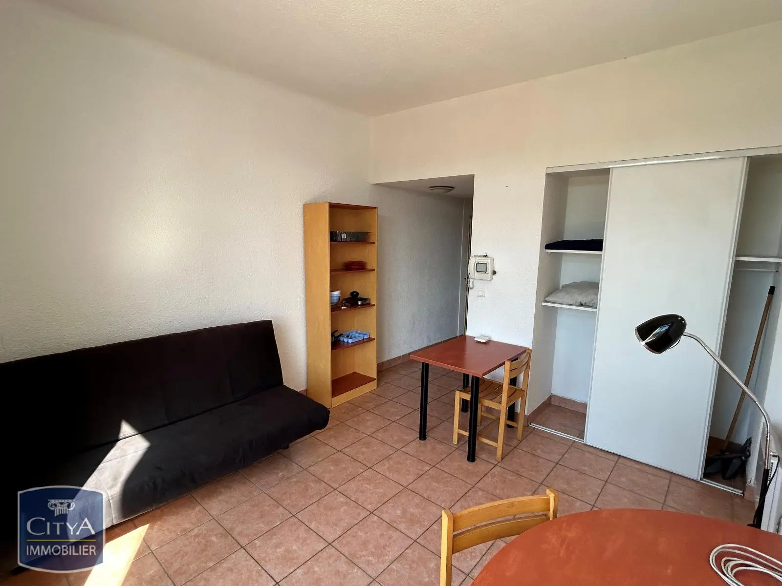 Photo 1 Appartement 1 pièce 23m²
