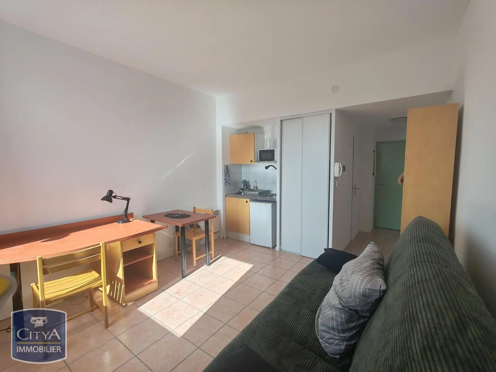 Photo 2 Appartement 1 pièce 23m²