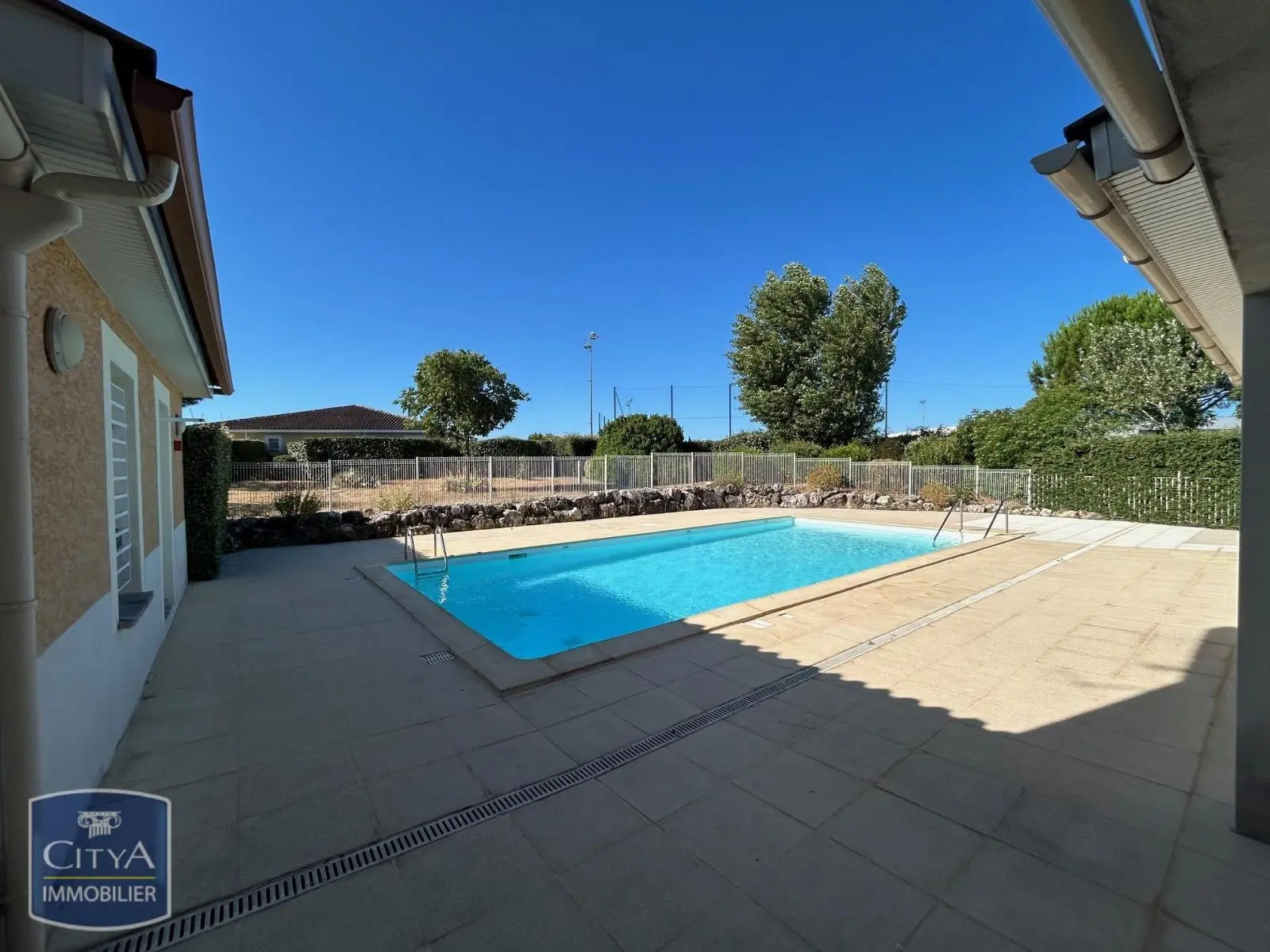 Photo 1 Maison 4 pièces 85m²