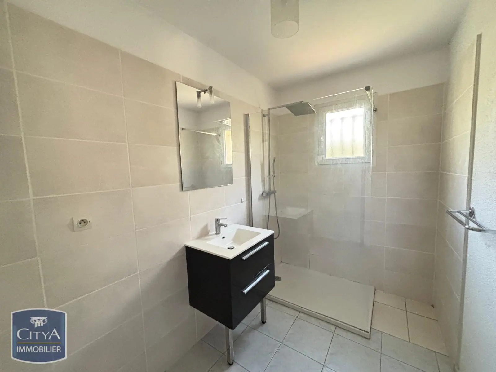 location- maison - vacquerolles - t4 - jardin - climatisation - garage