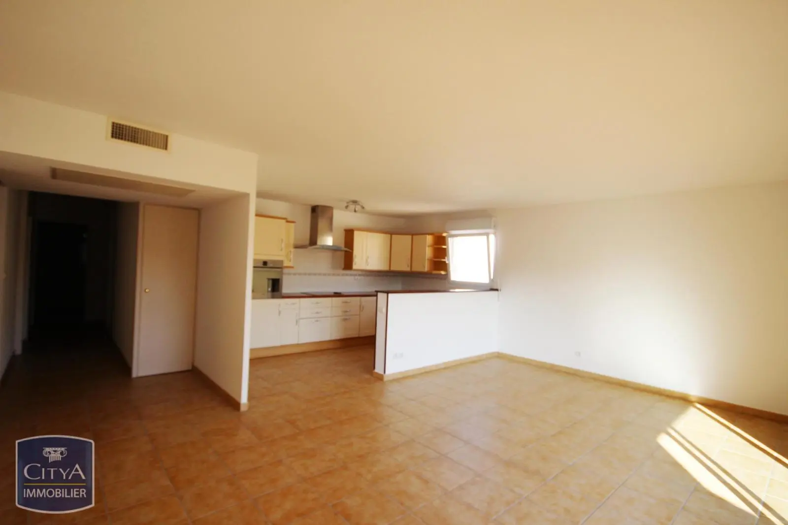 Photo 2 Appartement 4 pièces 90.26m²