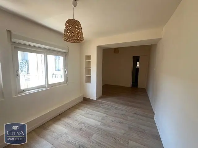 Photo 1 Appartement 1 pièce 23.35m²