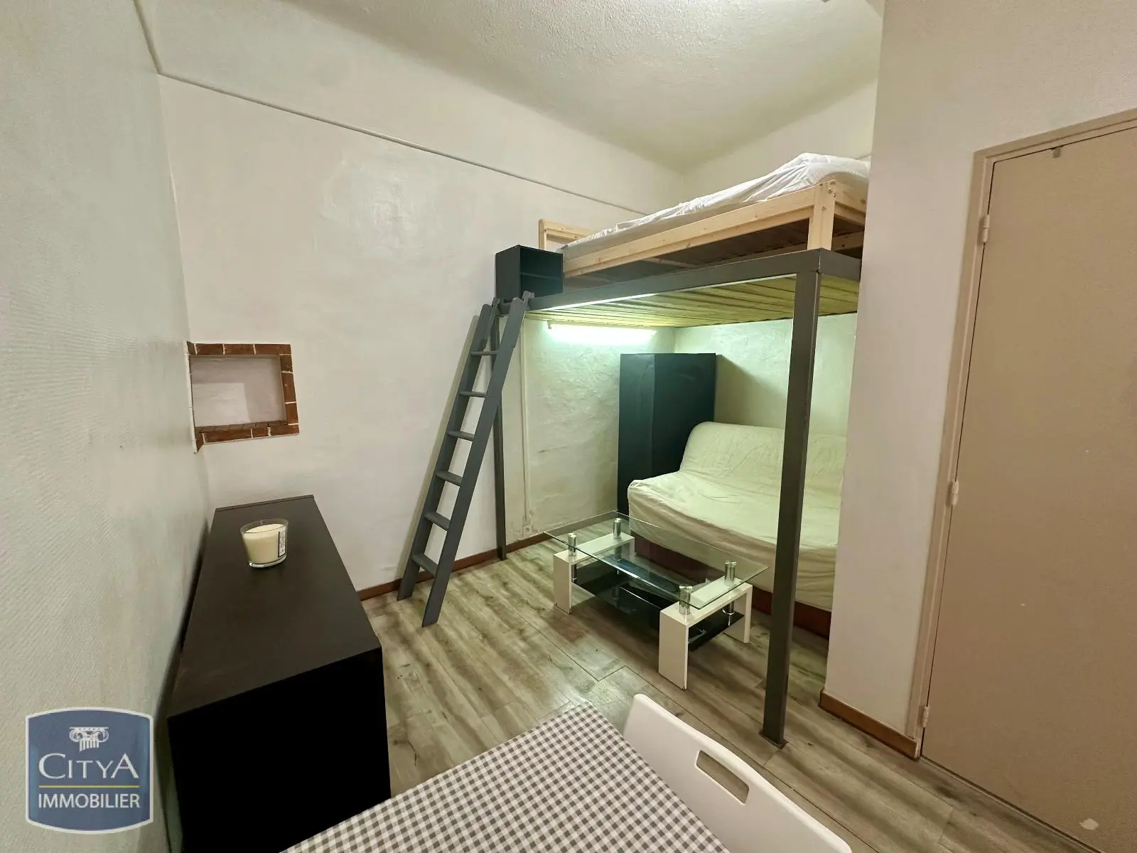 Photo 3 Appartement 1 pièce 18.81m²