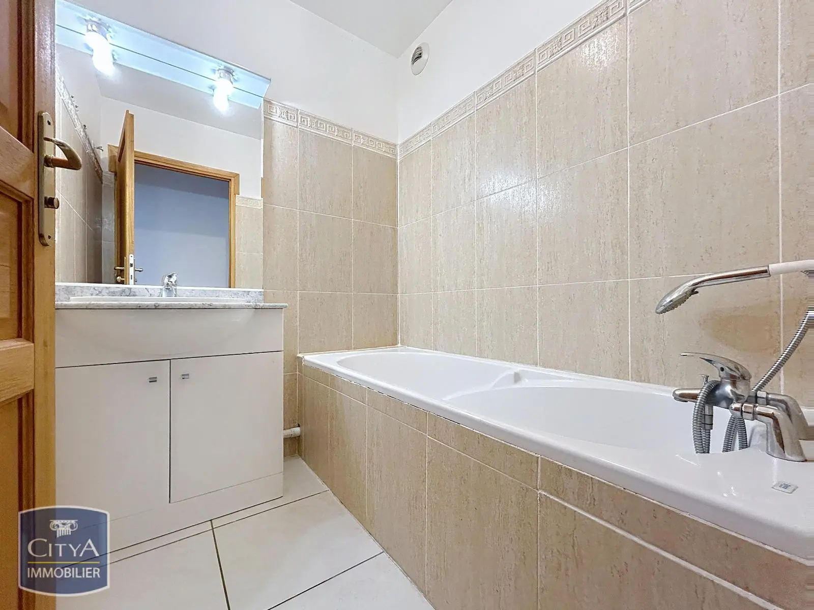 Photo 9 Appartement 4 pièces 93.96m²