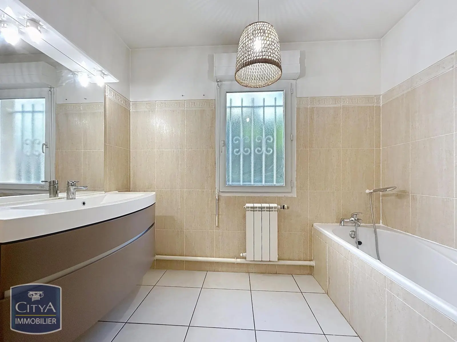 Photo 10 Appartement 4 pièces 93.96m²