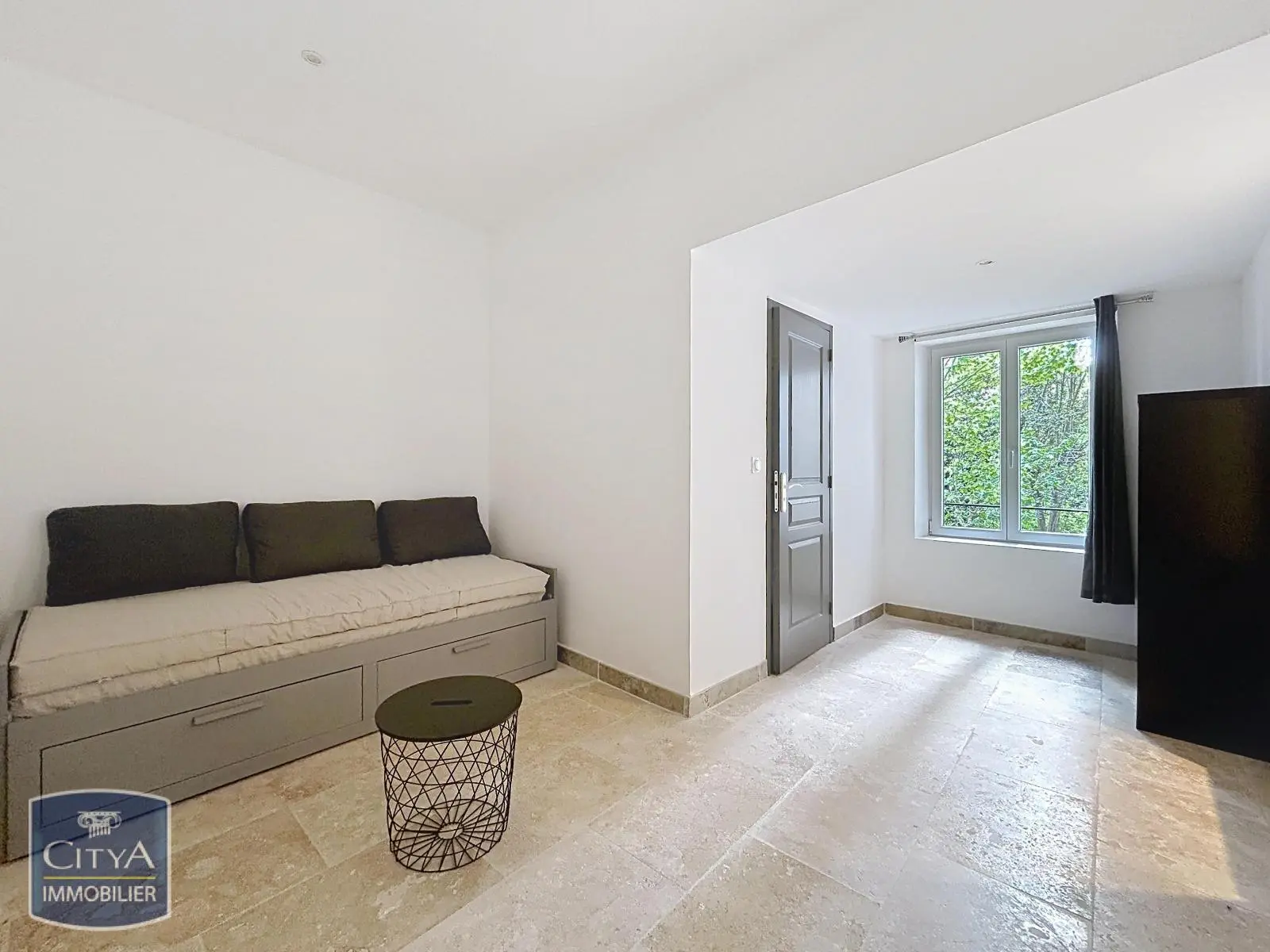 Photo 2 Appartement 1 pièce 28.6m²