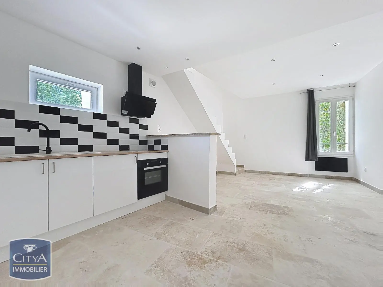 Photo 1 Appartement 1 pièce 34.43m²