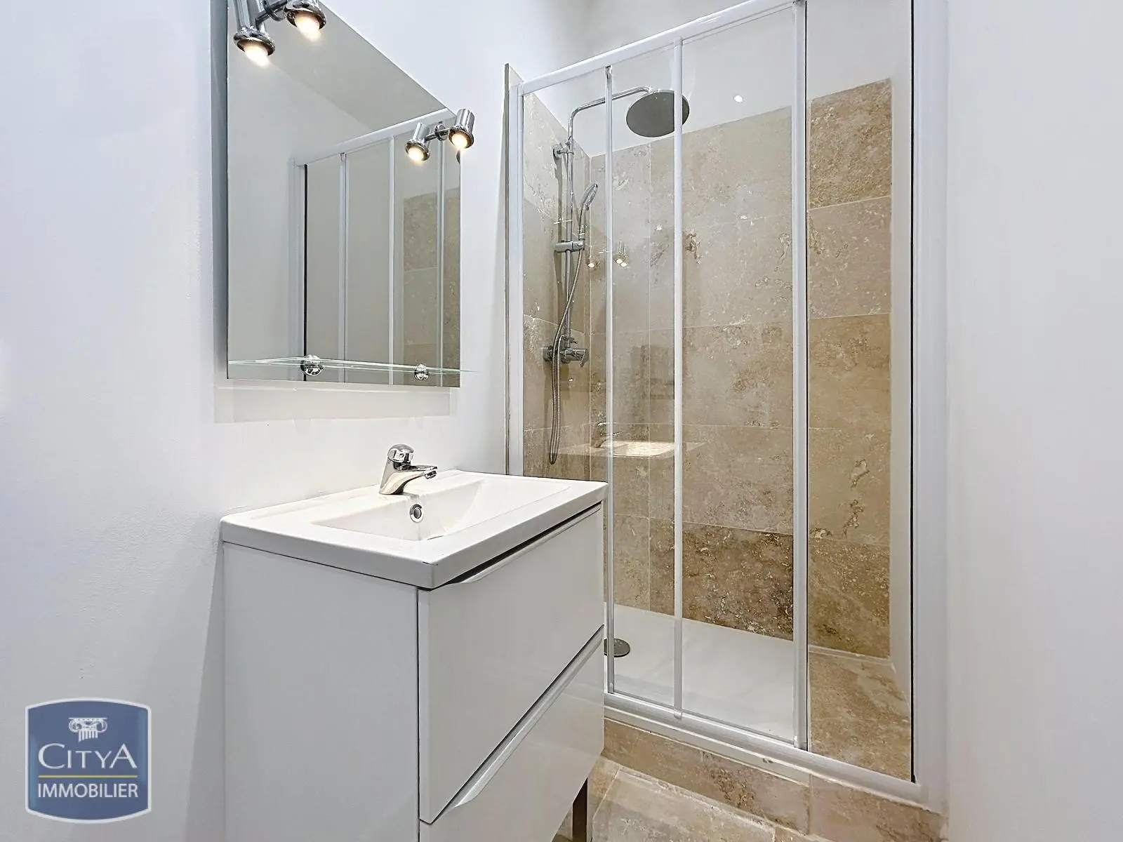 Photo 3 Appartement 1 pièce 17.55m²