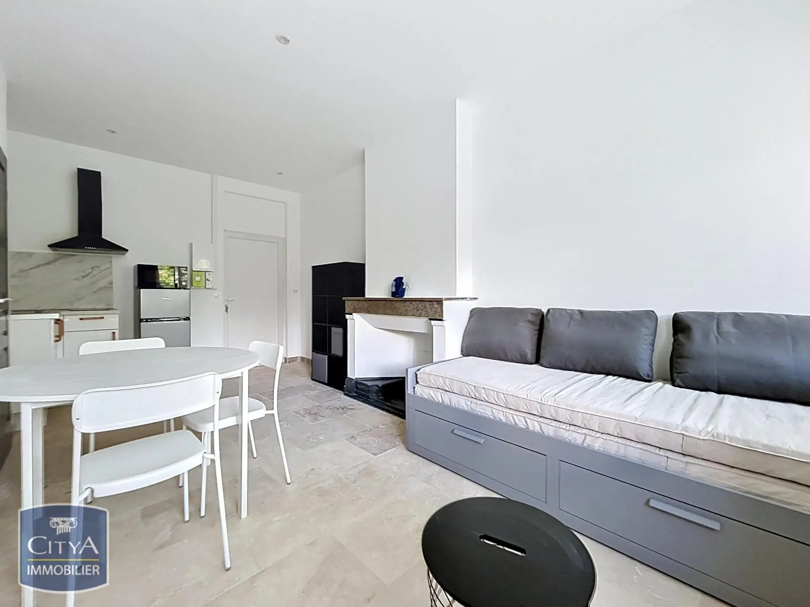 Photo 2 Appartement 1 pièce 22.33m²